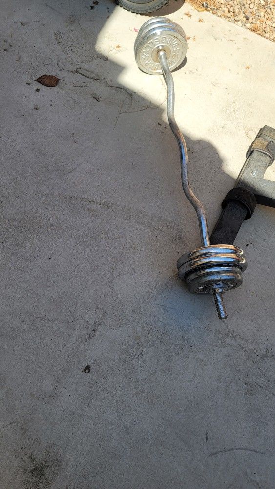 60pd Weights And Curl Bar Firm Price