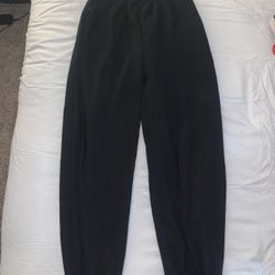 black sweatpants