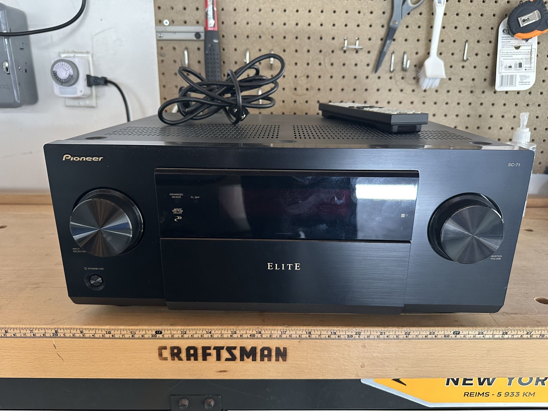 Pioneer Elite 7.2-Channel SC-71 AV Receiver
