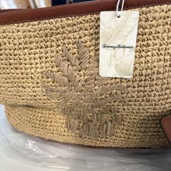 TOMMY BAHAMA RAFFIA PURSE WITH POUCH