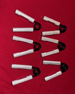 8 Grip Strengtheners