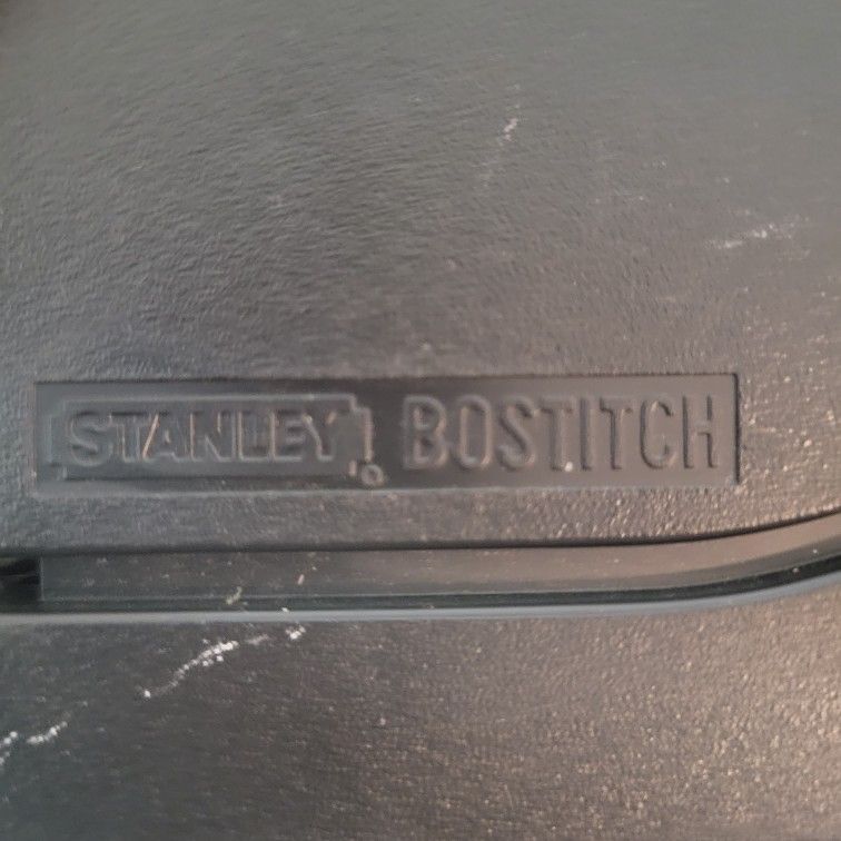 Desktop Electric Stapler