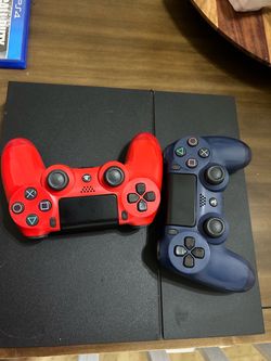 PS4 with 2 working controllers and additional games