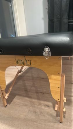 Skinact massage table like new heavy duty