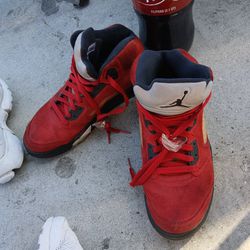 Air Jordan's Size 8.5 Suede 