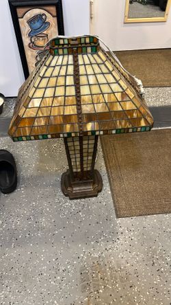 Tiffany lamp