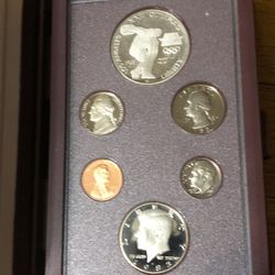 1983 Proof Coins Set