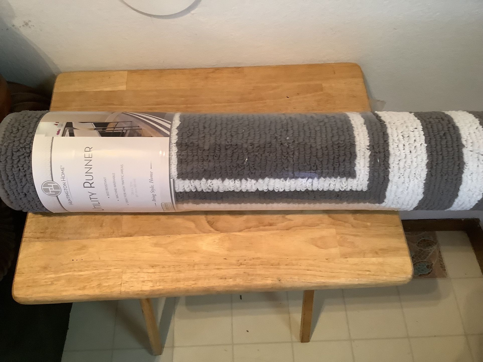Huntington Home Utility Runner 24 X 72 Grey and White Pick Up Only in Apple Valley