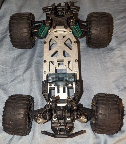 Team Losi Mini LST2 Almost Roller Truck Frame And Body