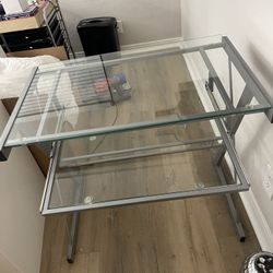 Computer desk 