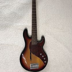 Line 6 Variax 5-string Modeling Bass Guitar 700