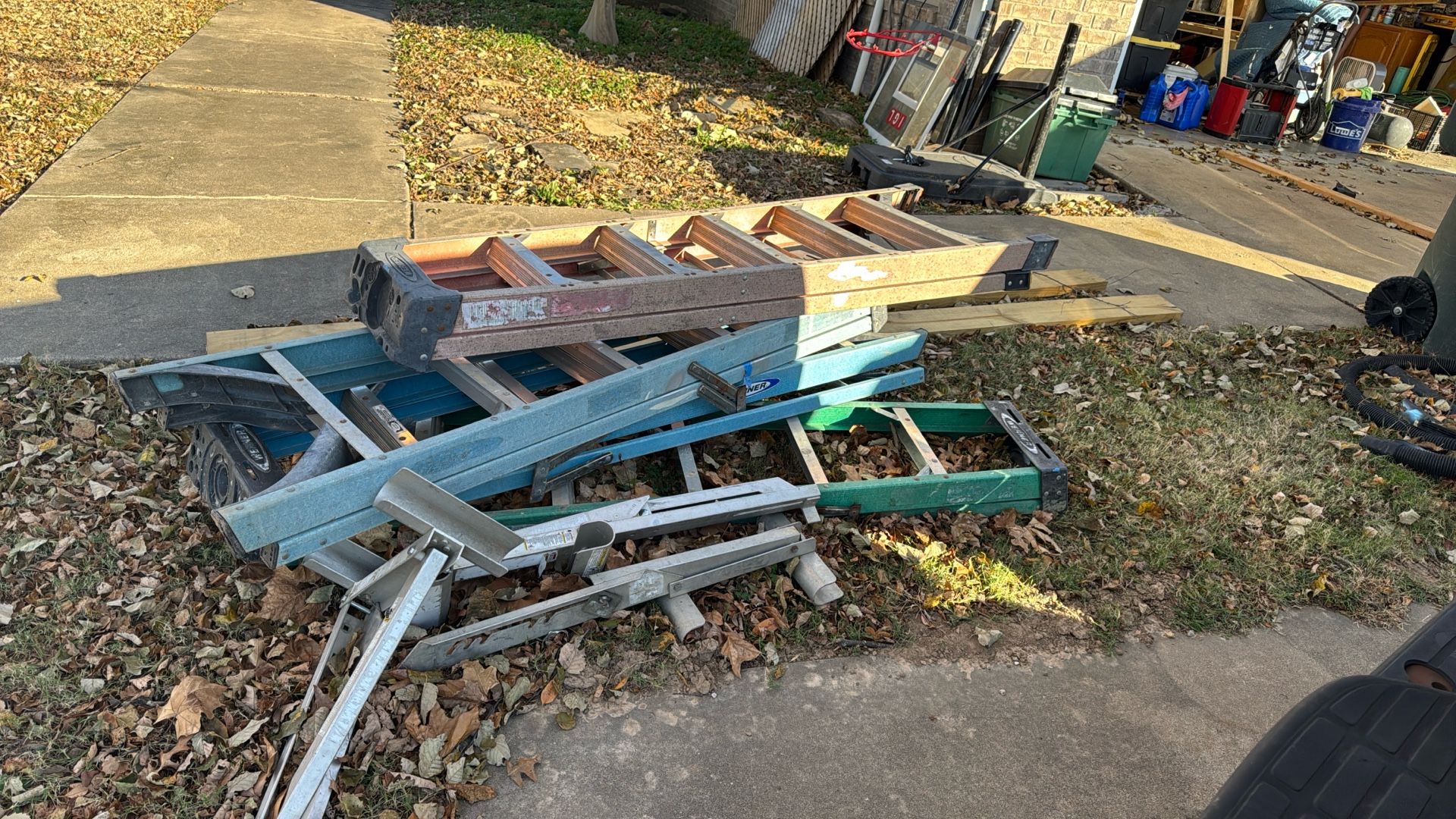 Ladders And Ladder Jacks