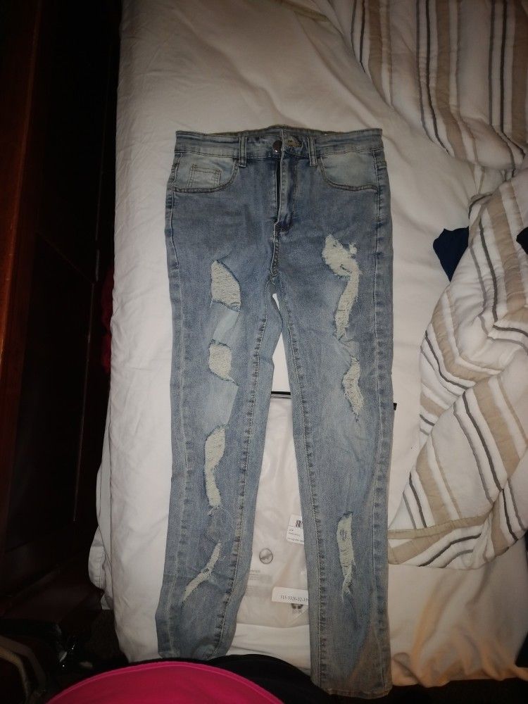 Size 28 Men's Jeans