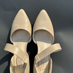 Simply Comfort Nude Mary Jane Kitten Heels 5.5