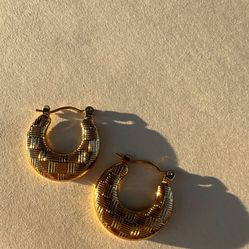Small Hoops