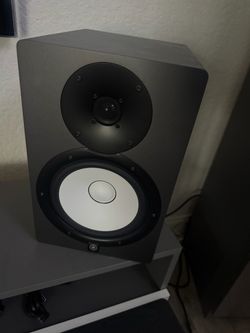 Great condition Hs8 speakers with KRK subwoofer