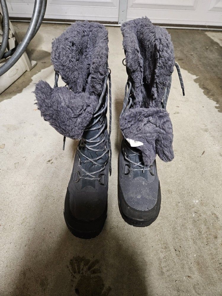 Bearpaw Women's Winter Boots Sz 9