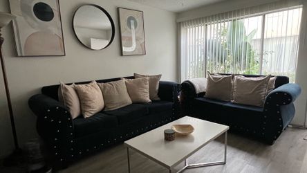 Sofa y loveseat