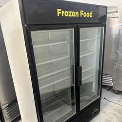 2 Door commercial freezer merchandiser🥶
