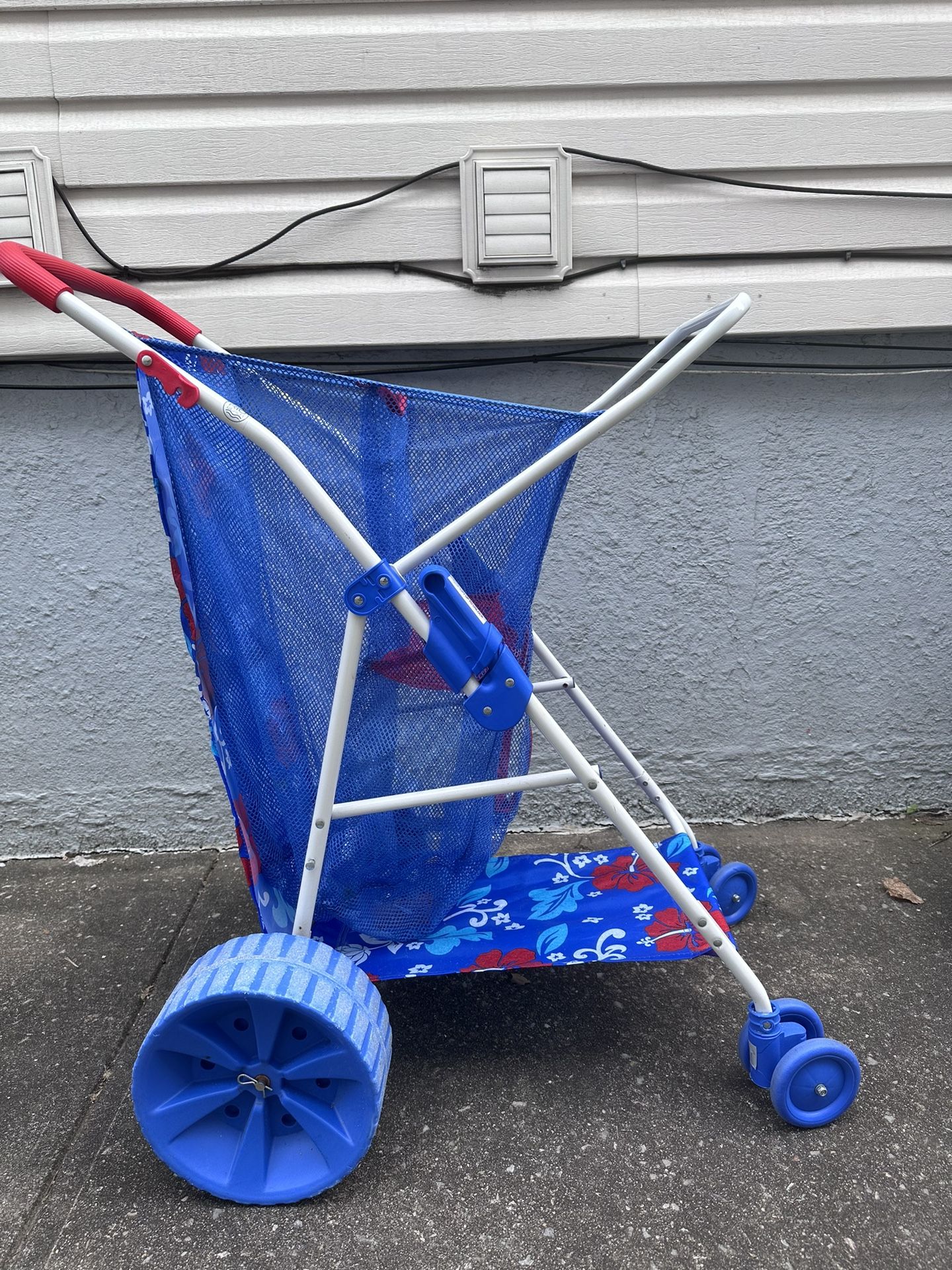 Used Beach Cart Rio the Wonder Wheeler Wide Folding Beach Cart