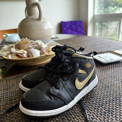 Air Jordan’s Toddler Size 9