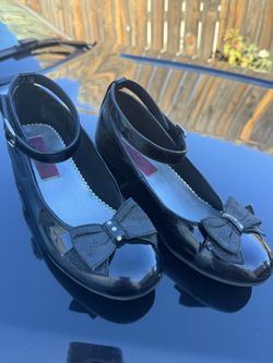 Girls Size 3 Black Dress Shoes