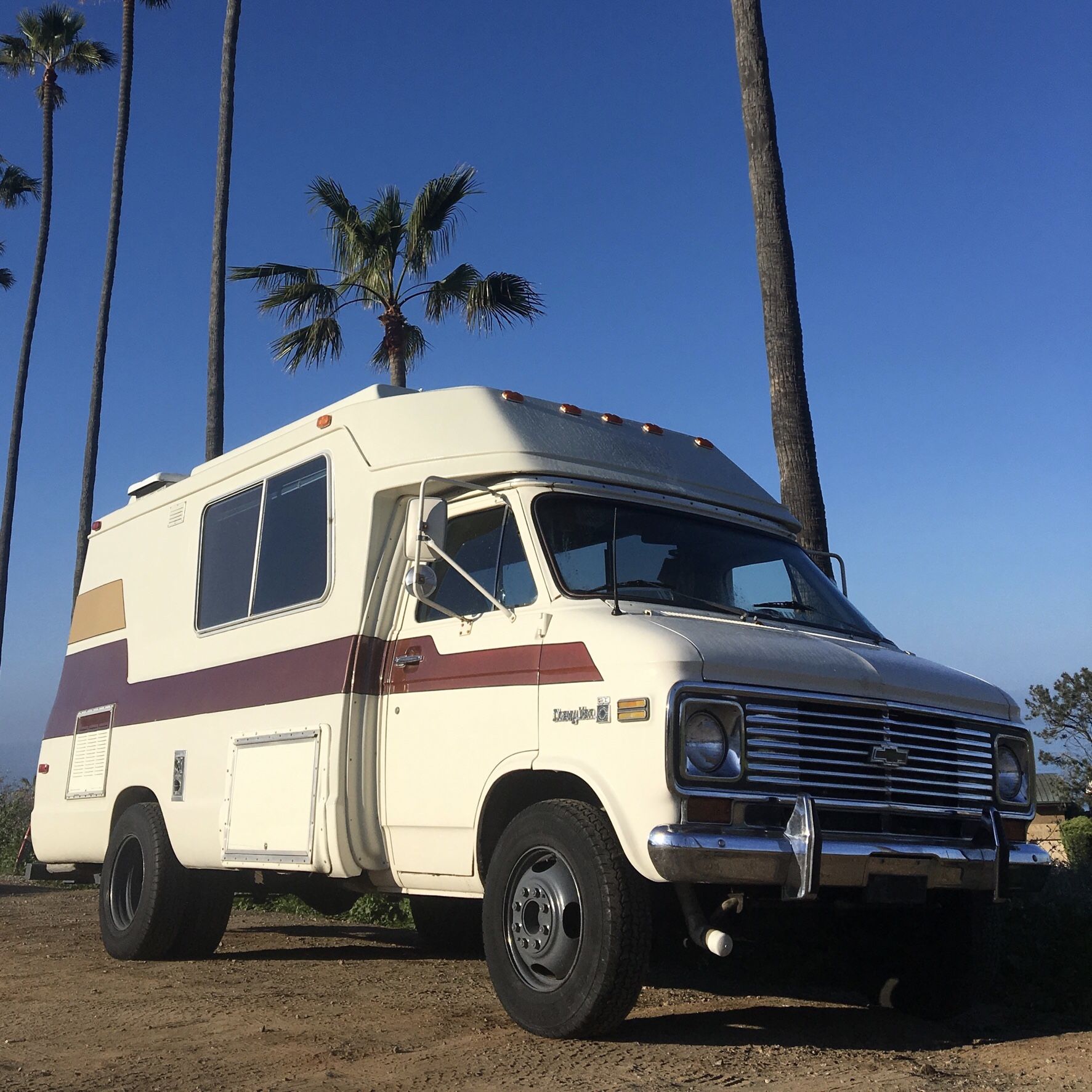 1977 Chevy Chinook RV Camper Van for Sale in Solana Beach, CA - OfferUp