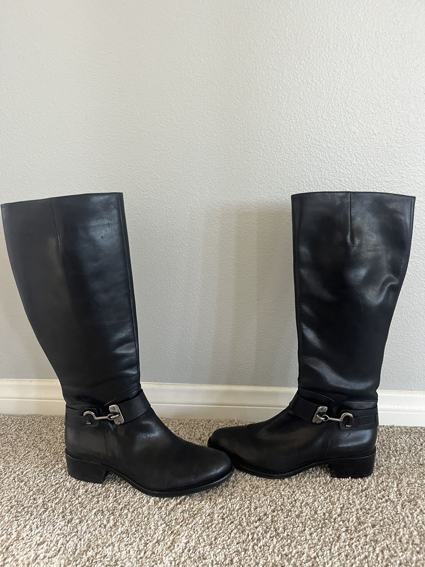 Via Spiga black leather boots size 6