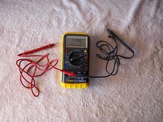 Workzone M92A digital multimeter