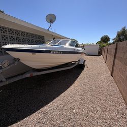 2004 Bayliner 205