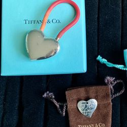 Tiffany & Co silver 925 hearts pendant lock
