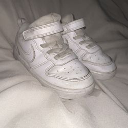 Nike White Shoes 
