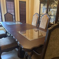 Dinning Room,China Cabinet ,Round tables
