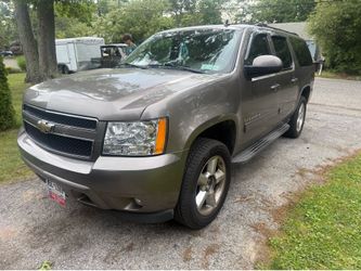 2011 Chevrolet Suburban