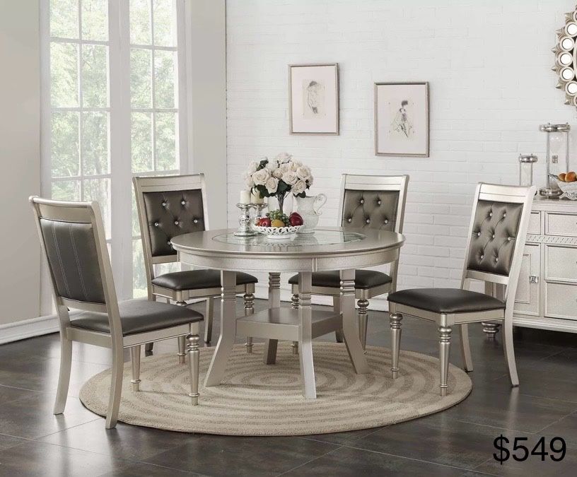 Round Dining Table Set