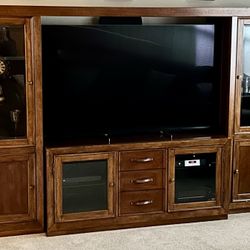 FREE -Entertainment Center 