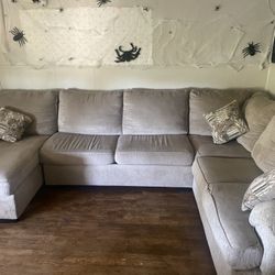 Sectional Couch 