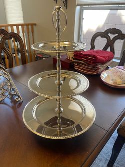 Silver metal 3 tiered serving tray