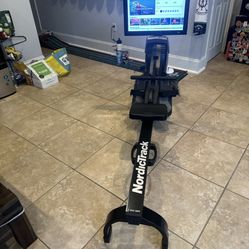 Nordic Track Row Machine 