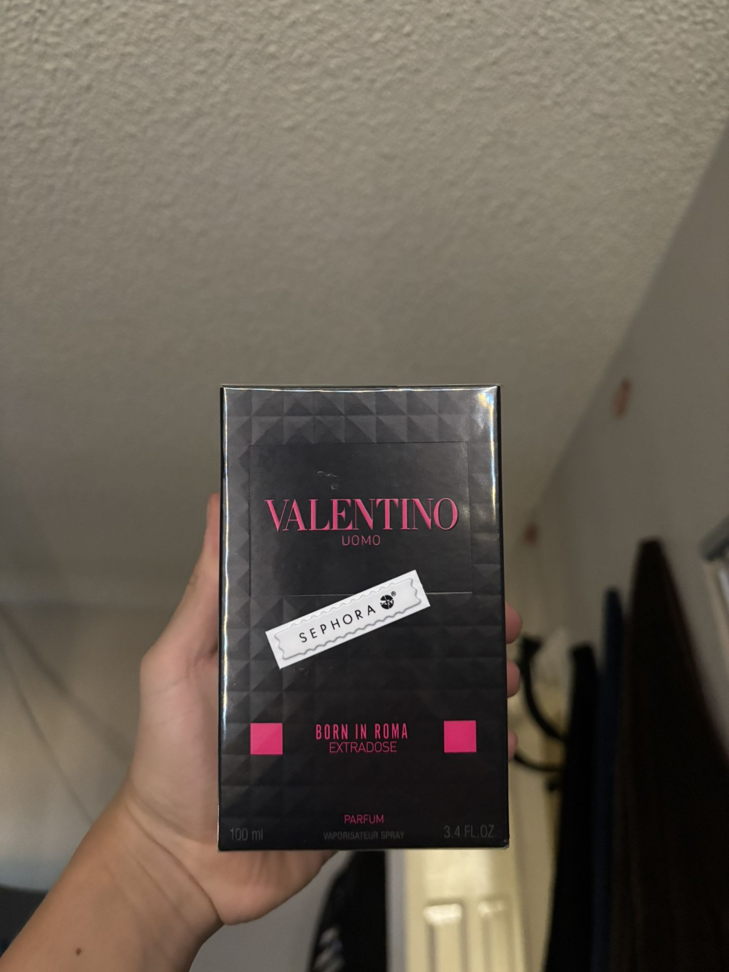 Valentino Born In Roma Parfum Cologne