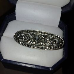 Oval Silver Style Brooch 