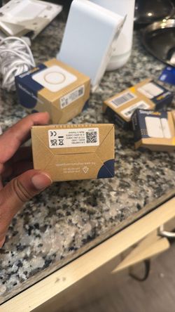 SimpliSafe Motion Sensor full set