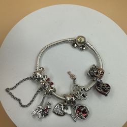 Pandora Minnie and Mickey Set 2