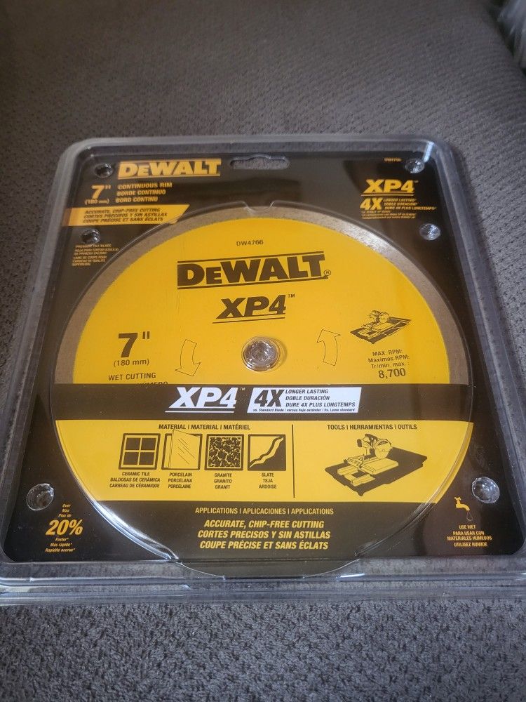 Dewalt 7-inch-Tooth Wet Continuous Diamond Tile Saw XP4 Blade