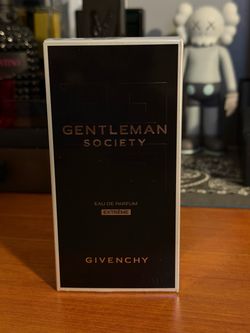 Givenchy Gentleman Society Extrême EDP