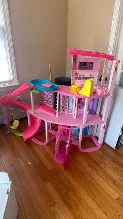 Doll house