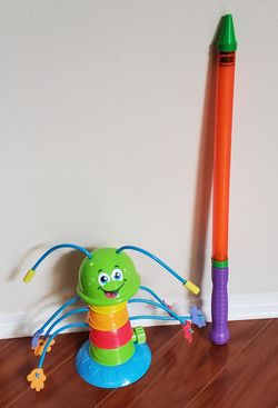Worm sprinkler and water shooter
