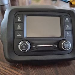 Jeep Renegade Touchscreen Radio 