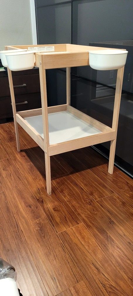 Ikea Sniglar Changing Table