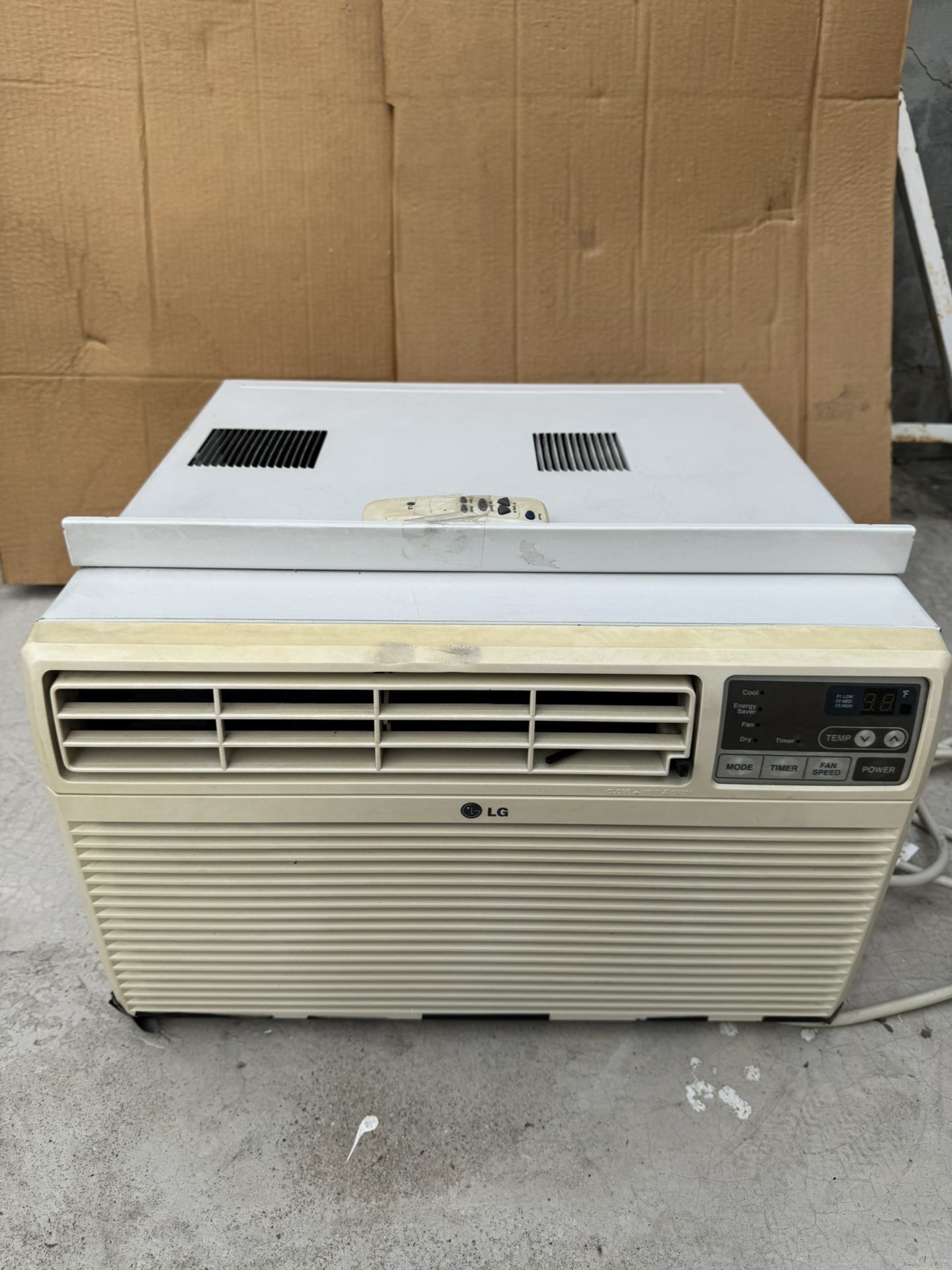 LG Window AC 8,000 BTU